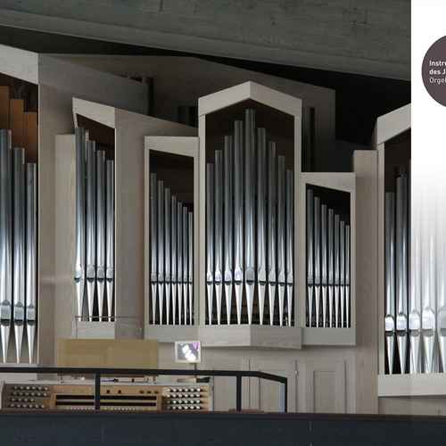 Eine Frontalansicht auf die Orgel in der Stephanuskirche in Unterliederbach